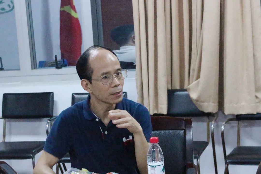工会主席陆老师讲话.jpg