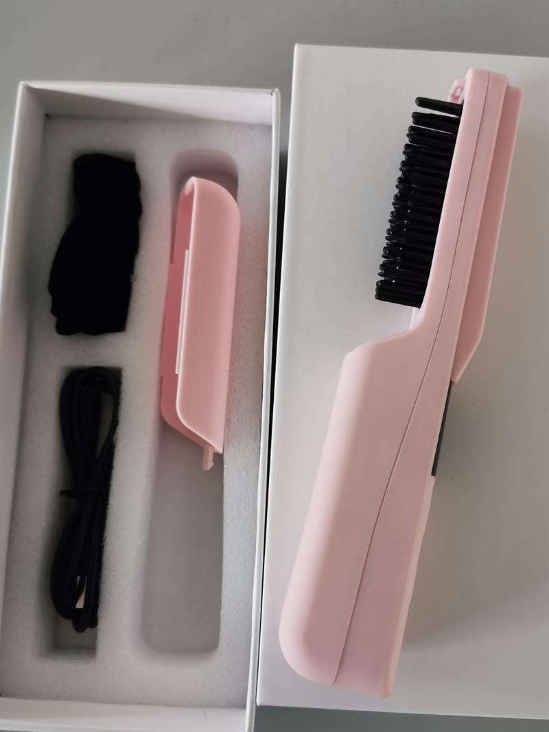 Cordless hair straightener brush